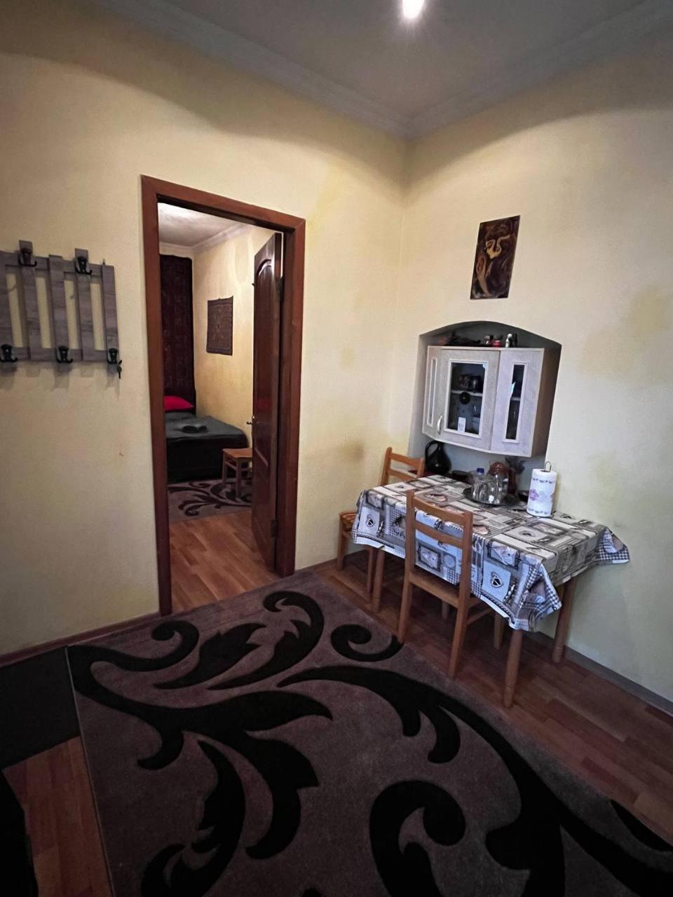 Edlen Apartment Тбилиси Екстериор снимка